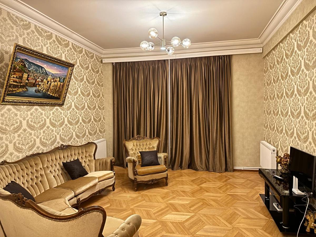 4 Bedroom Suite Apartment Ln Tbilisi City Exteriör bild