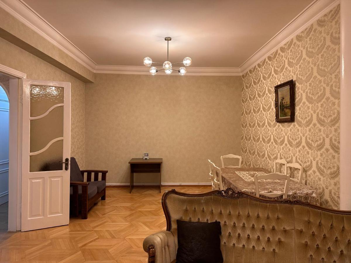 4 Bedroom Suite Apartment Ln Tbilisi City Exteriör bild
