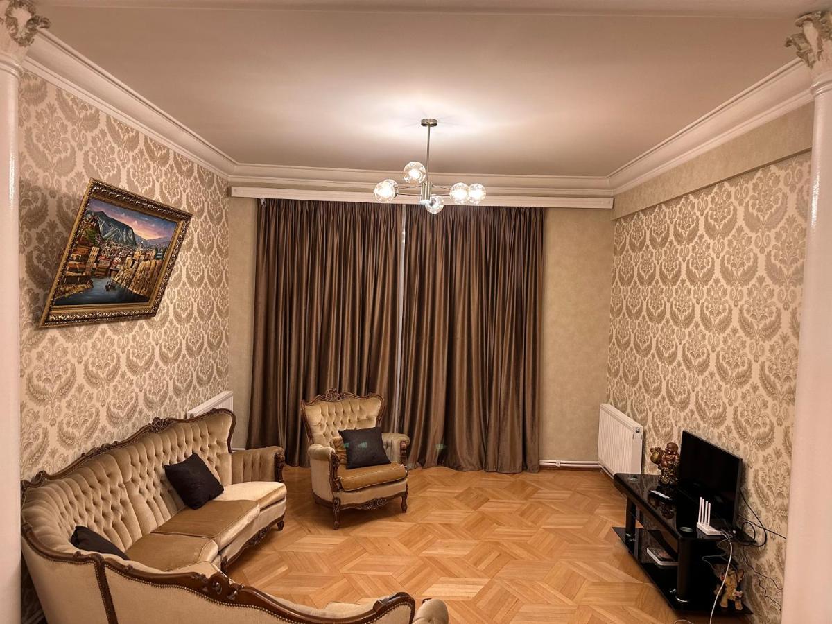 4 Bedroom Suite Apartment Ln Tbilisi City Exteriör bild
