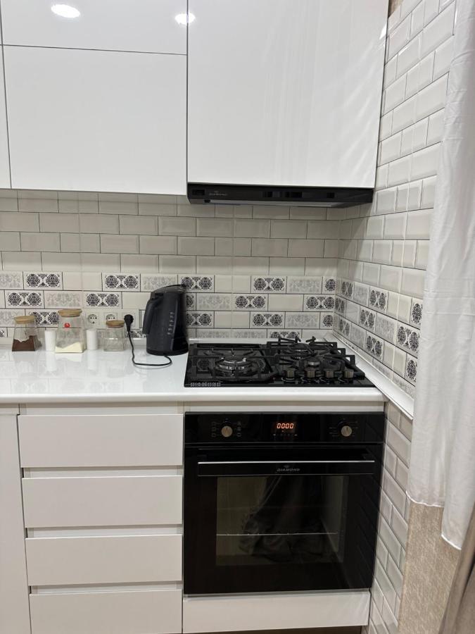 4 Bedroom Suite Apartment Ln Tbilisi City Exteriör bild